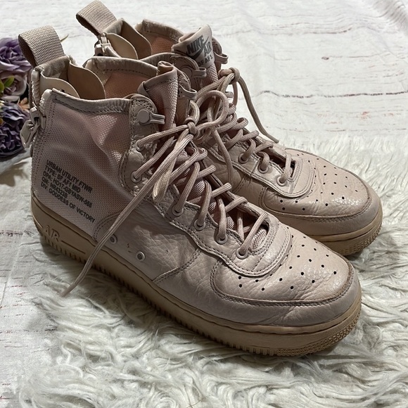 Nike SF Air Force 1 MidSilt Red Canvas Mid Top Sneakers - Picture 8 of 11